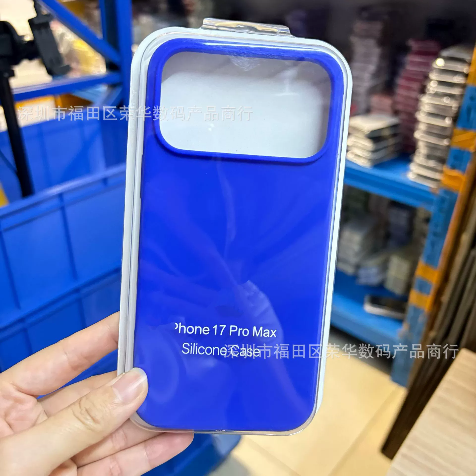 Чехол для телефона Apple iPhone17/iPhone17 Pro/iPhone17 Pro Max — жидкий силикон, кнопка камеры, защита от падений