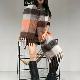 围巾;披肩;成人帽