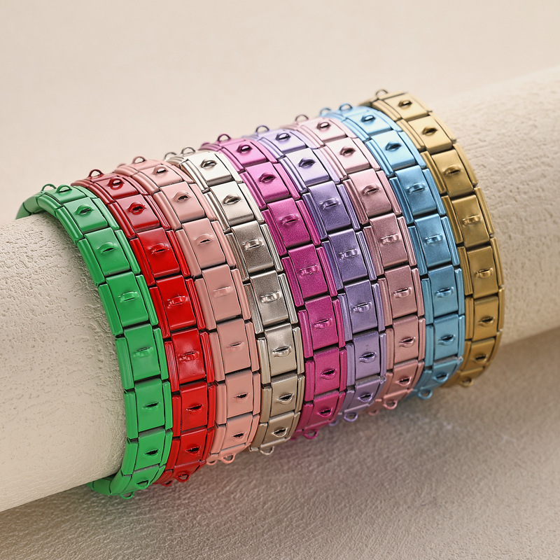 Colorful Matte Buckle Italian Stainless Steel Jewelry Elastic Bracelet for Men and Women Colorful Matte Buckle Italian Stainless Steel Jewelry Elastic Bracelet for Men and Women