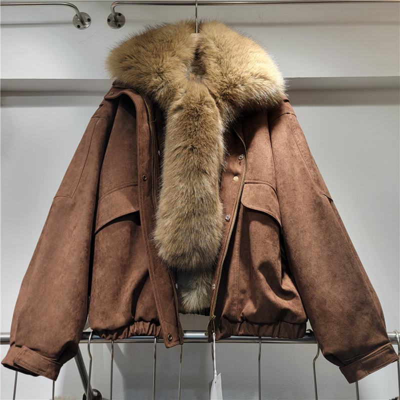 2025 invierno nuevo tipo de pie de cuello de capilla superando la chaqueta de algodón a prueba de viento grueso calentamiento abrigo de cuello de capilla de moda piel
