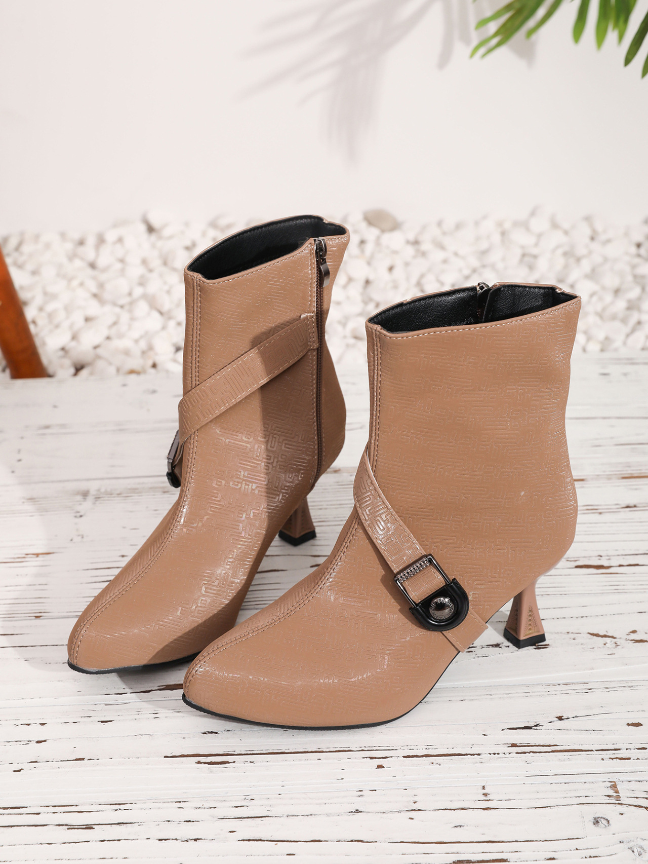 Elegant Women's Ankle Boots Mid Heel Side Zipper Pointed Toe_voghion.com