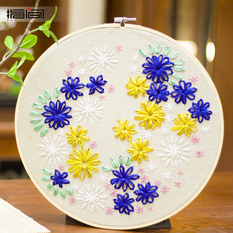 Bordado material de bricolaje Paquete de estilo europeo tridimensional hecho a mano de producción creativa adulto principiante entrada tela cinta bordado colgante pintura