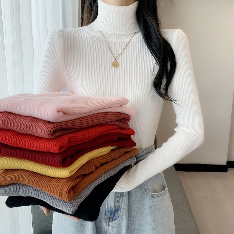 White turtleneck sweater, new spring and autumn style, slim fit, chic and elegant, tight-fitting knit base layer.