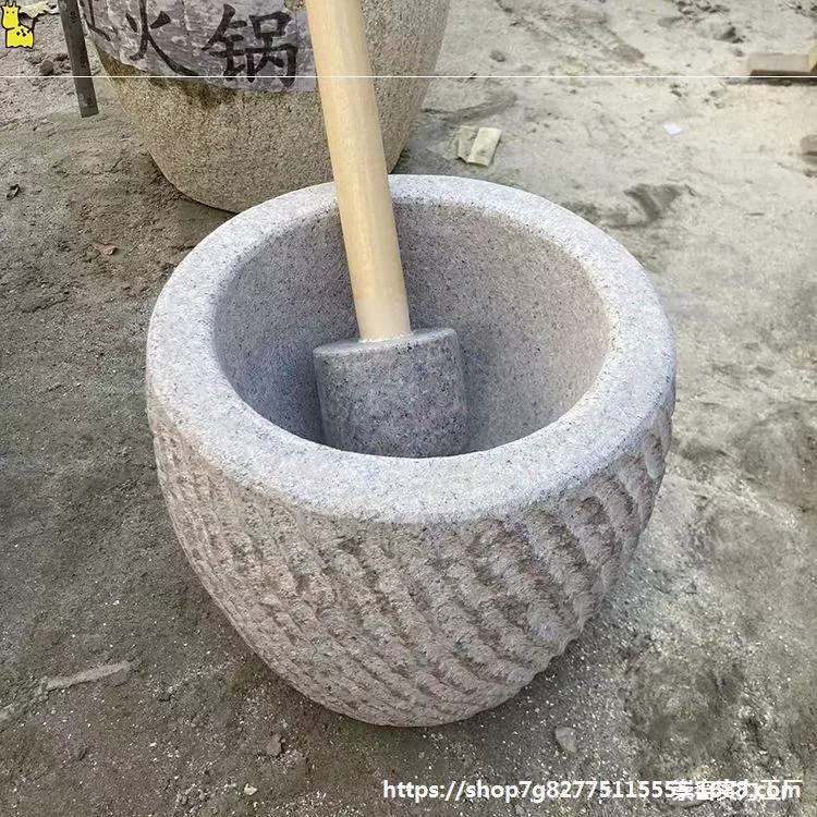Большой традиционный каменный молоток и пестик для домашнего использования, подходящий для измельчения клейких рисовых лепешек, пасты чили и рисовых лепешек.