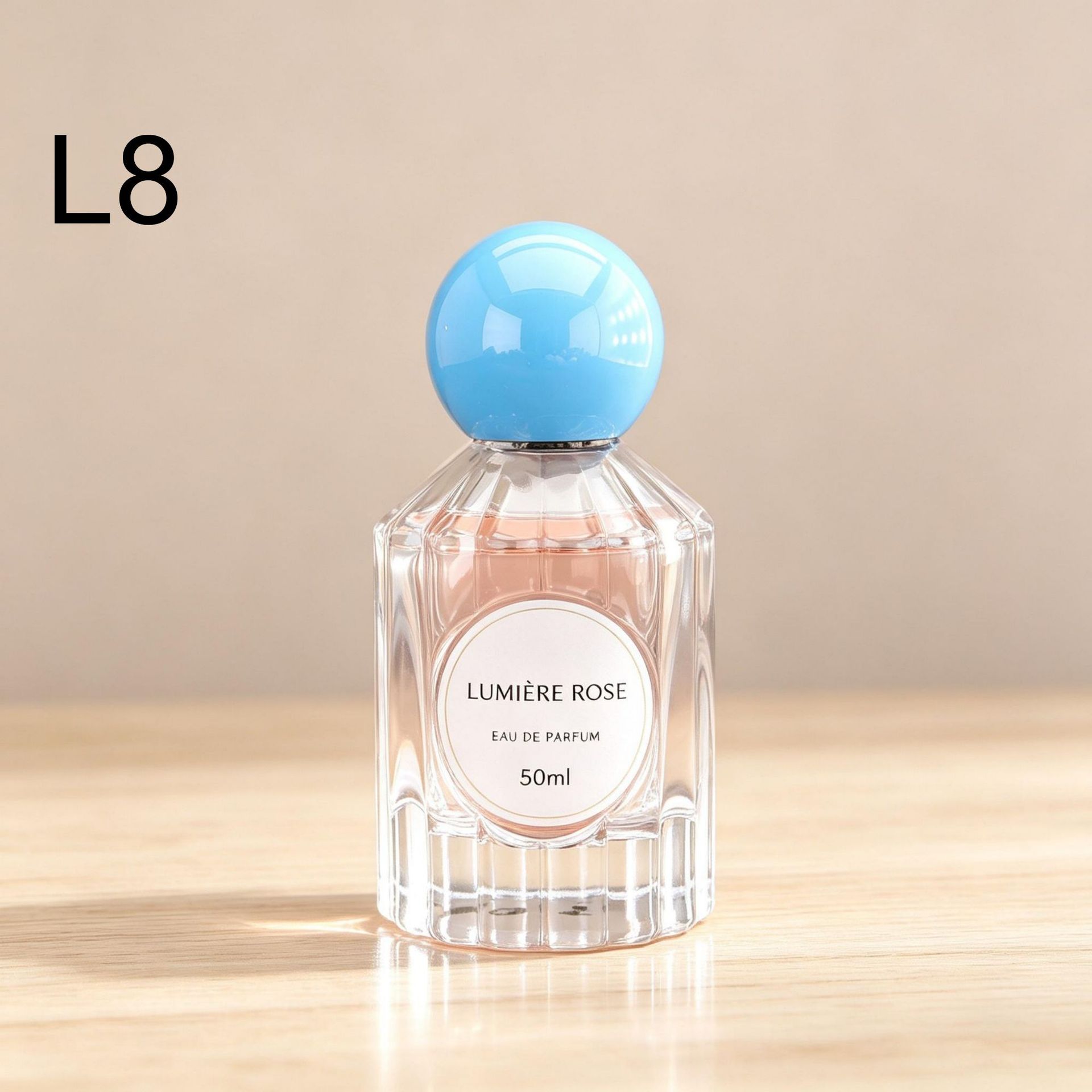 Nuevo producto botella de perfumes de vidrio botella de aerosol 50ml botella vacía botella de fragancia de alta calidad botella dividida multi-tapera libre en stock