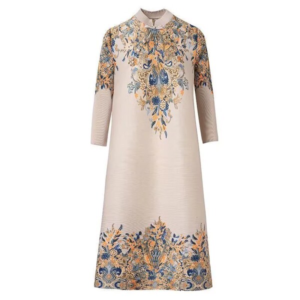 Spring retro cheongsam