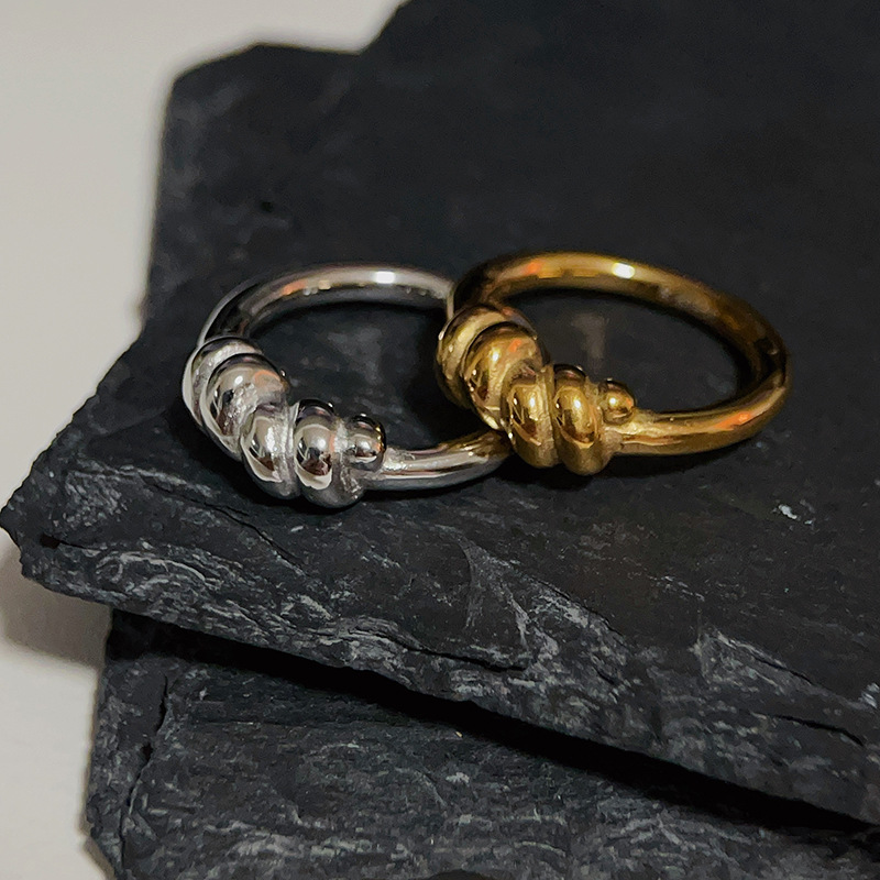 Titanium Steel Material 18K Gold Plated Plating Solid Color Pattern Commute Solid Color Titanium Steel 18k Gold Plated Rings In Bulk