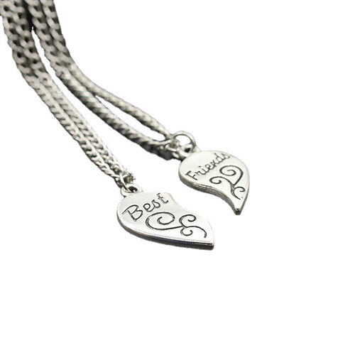 European and American foreign trade Best Friends Alloy Heart Pendant Best Friends Love Splicing Pendant Engraving Necklace