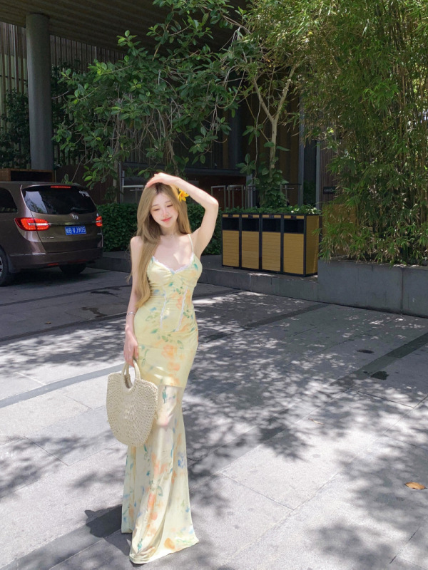 ホリデースタイルストラップバックレスサスペンダードレス女性の夏の花柄スカートホットガールウエストフィッシュテールスカートヒップカバーロングスカート|undefined