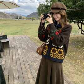 韩系复古花卉提花polo领针织开衫女早秋气质减龄软糯慵懒显瘦上衣
