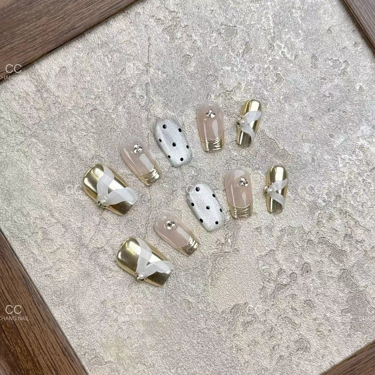 Yiyi Dance Water Light Ballet-Armadura vestida a mano Sensación de alto nivel Pliegues retro French Little Fragrant Style Cinta pintada a mano