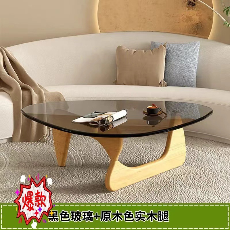 회색 유리 + 나무 다리