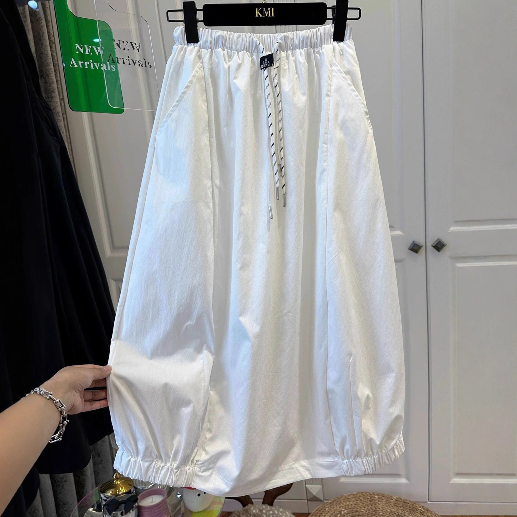 夏季速干工装半身裙女设计感松紧腰山系A字阔版休闲花苞中长裙