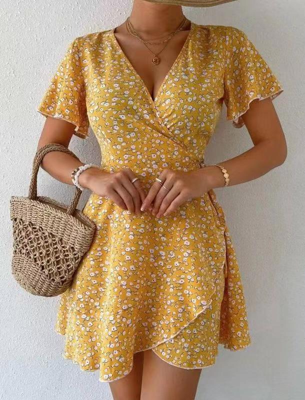V-neck Printed Dress Image 2