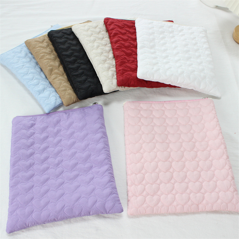 Ins quilted cotton heart-shaped tablet bag, soft and cute, iPad notebook storage bag, high aesthetic inner bag
