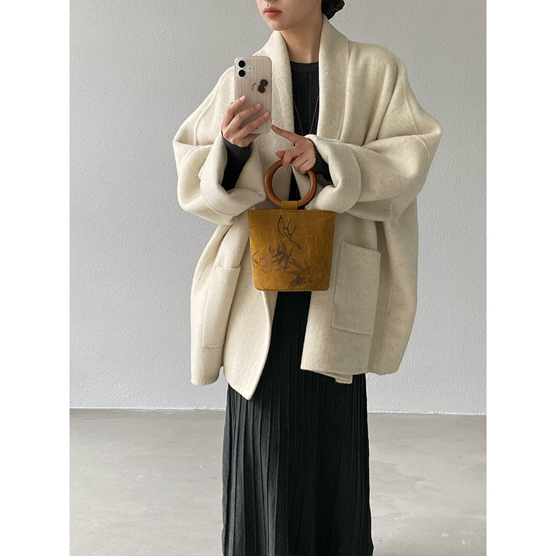 江左 秘鲁苏力贝贝羊毛双面呢大衣大翻领宽松澳毛外套女冬新款519