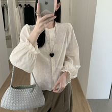 2025秋季法式复古纯棉刺绣小衫女减龄宽松百搭叠穿长袖衬衫潮W10