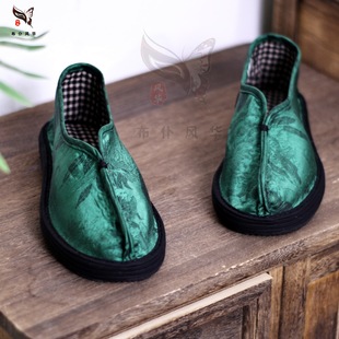 Cloth servant Fenghua 2025 new Mulan silk Xiangyun yarn brocade satin embroidery lasagna old Beijing cloth shoes