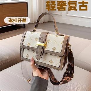 High-end Printed Bag Women's Retro Old Flower Bag Exquisite All-match Light Luxury Shoulder Small Square Bag Women's Crossbody Small Square Bag