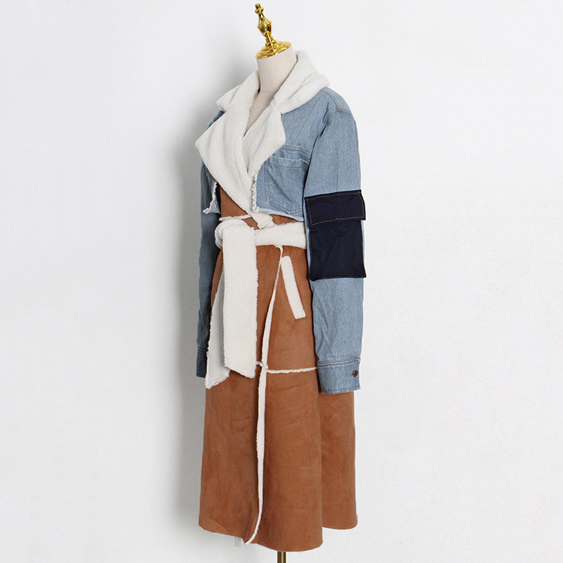 Primavera nueva chaqueta acolchada de algodón europea y americana 2024 solapa grande cintura encaje-up costura Denim largo abrigo de lana de cordero