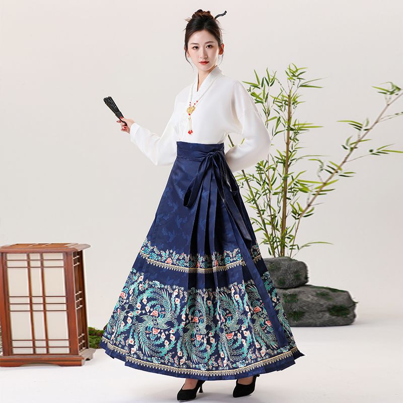 Plus-Size Chinese-Style Improved Hanfu Women's Autumn and Winter Set, Waist-Cinching Slimming Chinese-Style Women's Clothing, New Model of Fat-Skirted Mamian Skirt