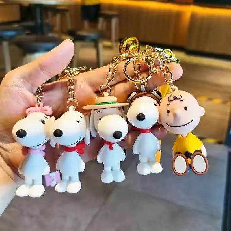 Creative Cartoon Snoopy Keychain Cute Puppy Charlie Boy Keychain Men's and Women's Bag Pendant Wholesale