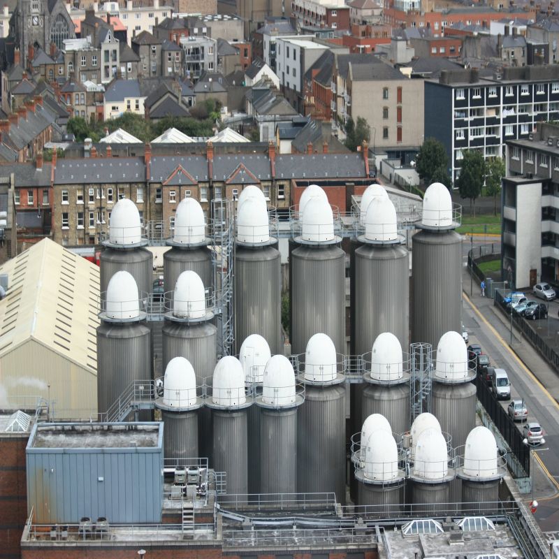 聚乙烯丙纶涤纶防水材料。目前，我们以该产品为基础。