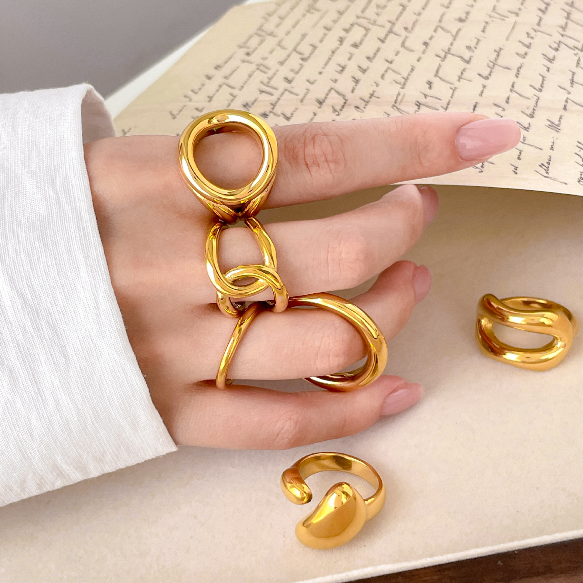 Joyería Al Por Mayor Estilo Simple Estilo Clásico Geométrico Acero Titanio Enchapado Anillos display picture 10