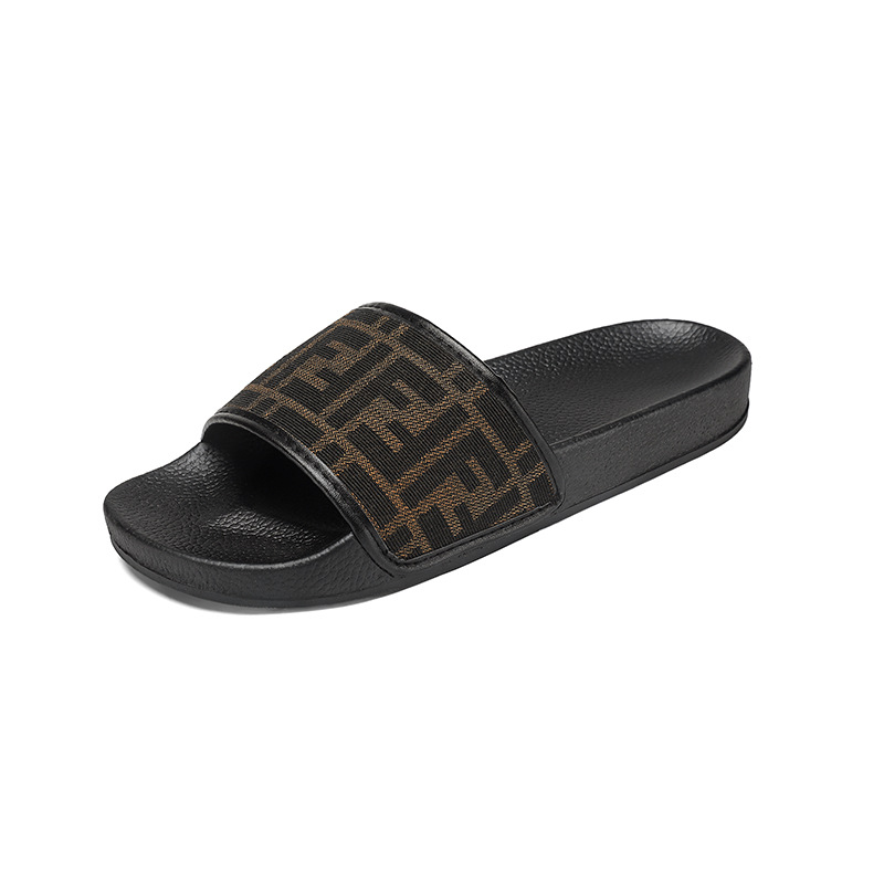 Zapatillas de hombre cómodas 2025 zapatillas de verano de moda europea y americana ligera antideslizante zapatillas de playa frías