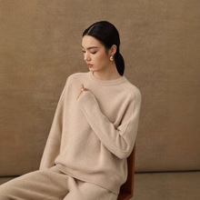 软糯保暖羊绒衫女100纯羊绒秋冬新款圆领宽松纯色针织毛衣打底衫