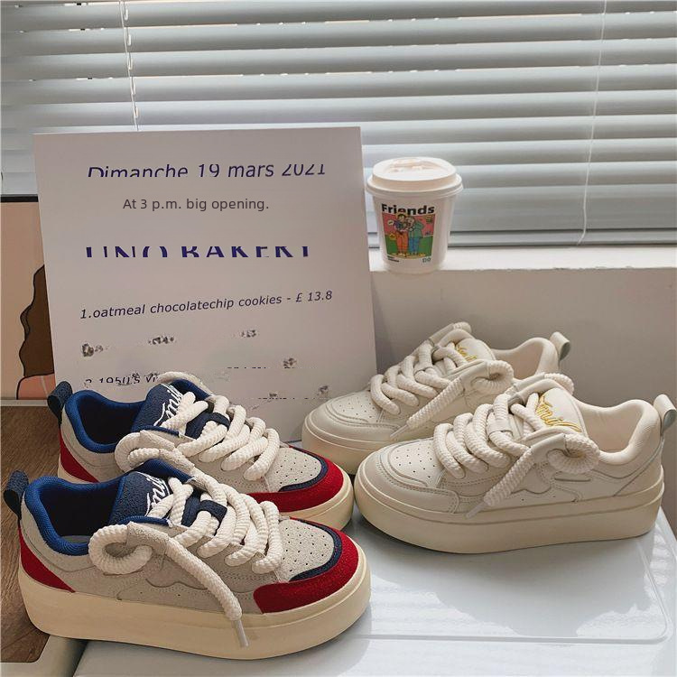 Exclusive genuine design comfortable white sneakers for leisure