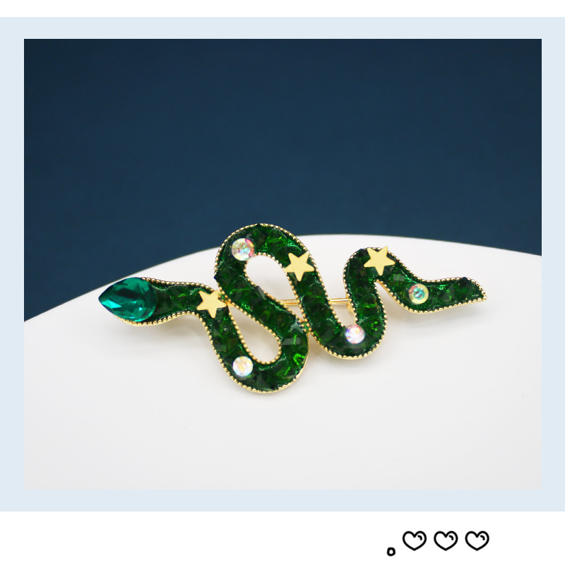 绿钻+灵蛇胸针_04.jpg