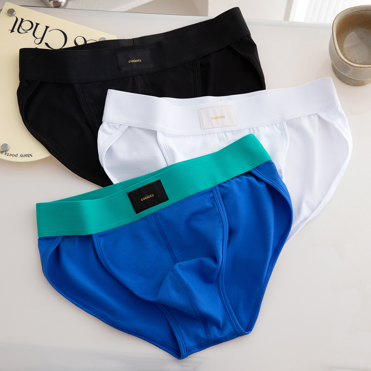 New High-Fork Briefs Boys Sexy Mid-Waist Sports Trendy High-Fork Briefs Boys Youth Pure Cotton Anti-Leg Briefs