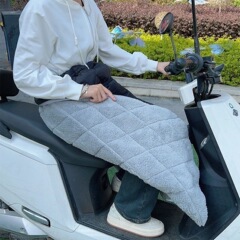 电动车挡风半身裙冬季保暖电瓶车挡风被防寒护腿加绒加厚防水围裙