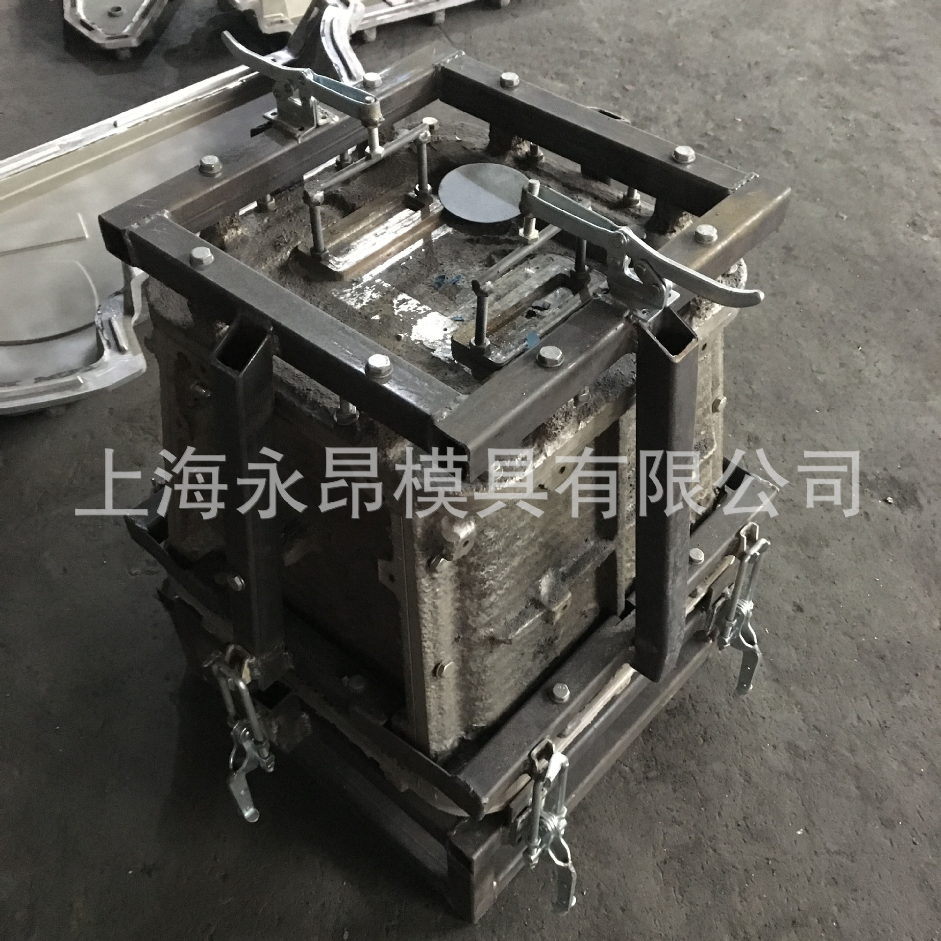 塑料花盆模具，滚塑花盆铝模