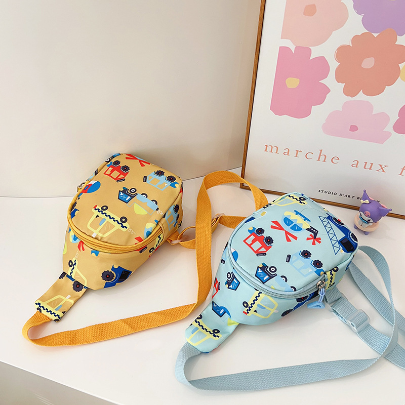 Bolsos de pecho para niños 2025 nuevos dibujos animados lindos bebés de estilo extranjero mochila casual bolsa de cambio accesorios
