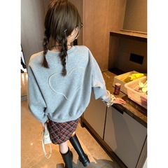 摩且つ早春新作デザイン感の前後にビーズをつけて愛の真珠の丸首を合わせます。