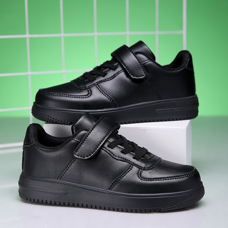 Zapatos de skate para niños estudiantes de edad media y mayor zapatos blancos transpirables impermeables zapatos de cuero nuevas niñas 2024 niños