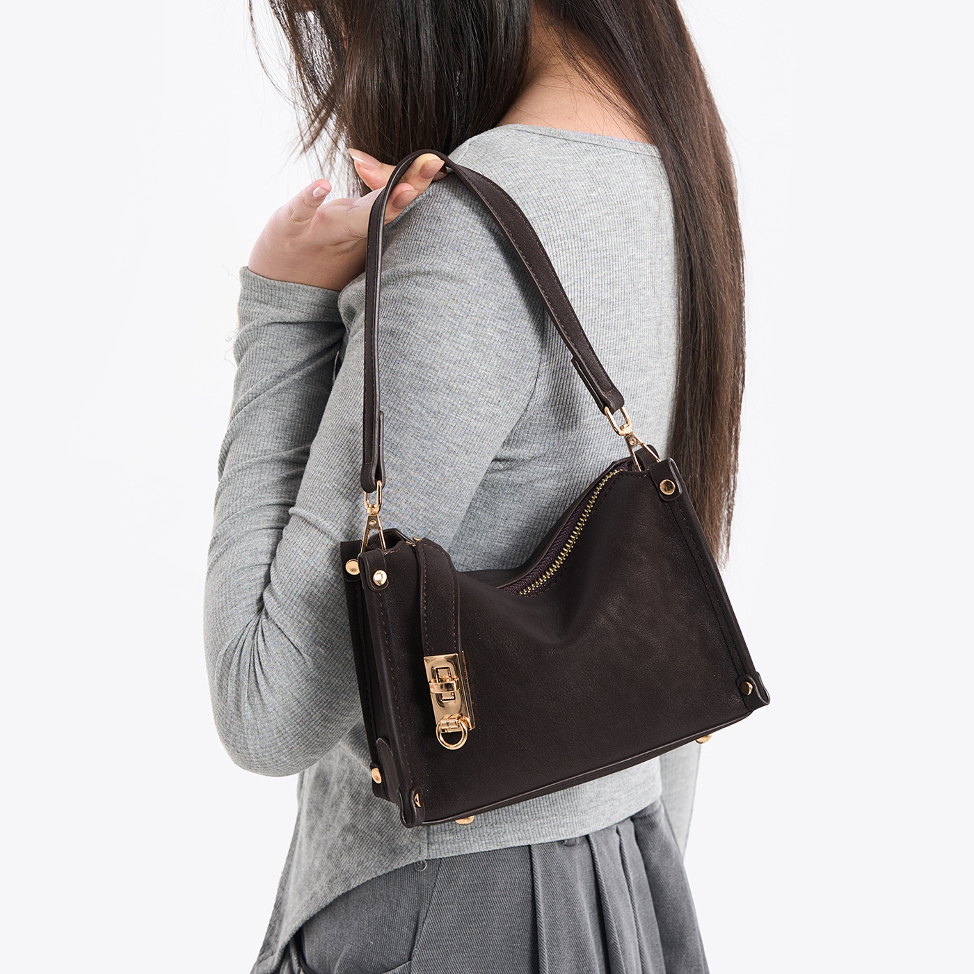 Borsa a spalla donna retrò ricamata piccola tracolla texture_voghion.com