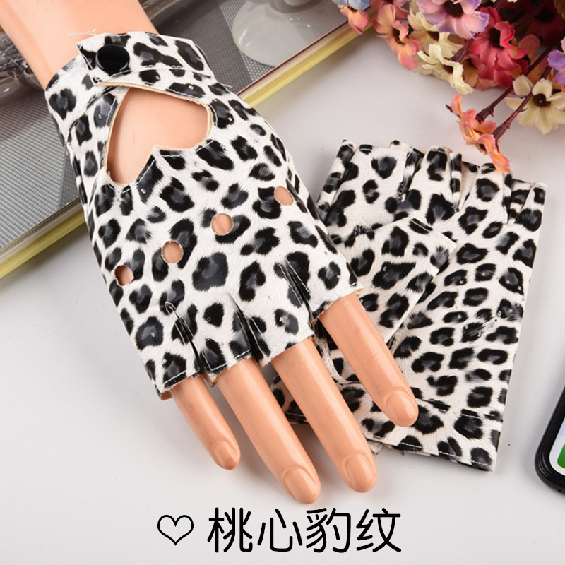 PU 하트 표범 무늬
