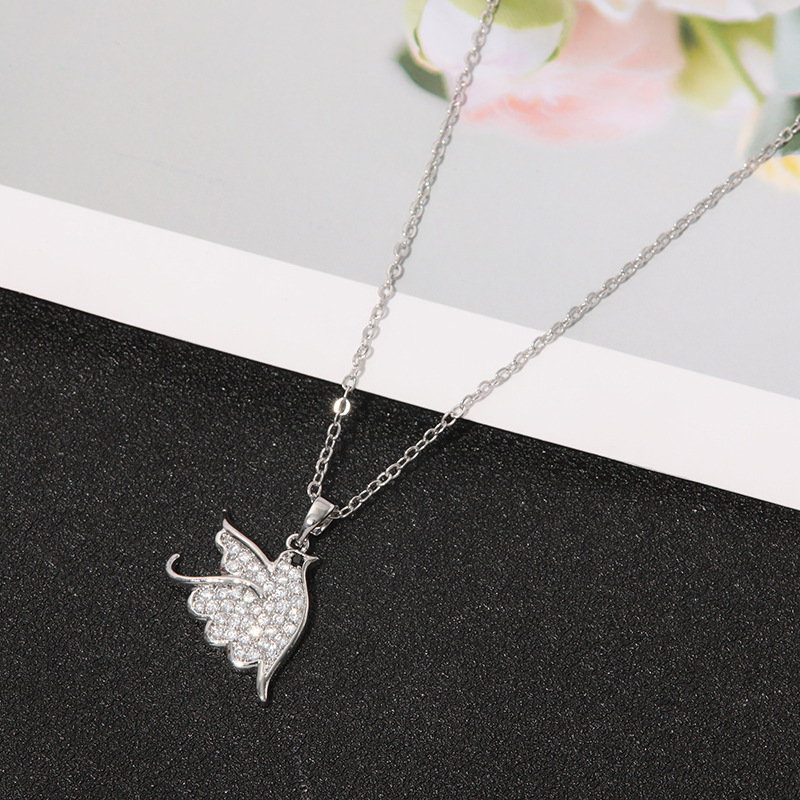 Corea del Sur Dongdaemun cobre con incrustaciones de circón collar pendientes de la joyería traje elegante del todo-fósforo pendientes collar al por mayor
