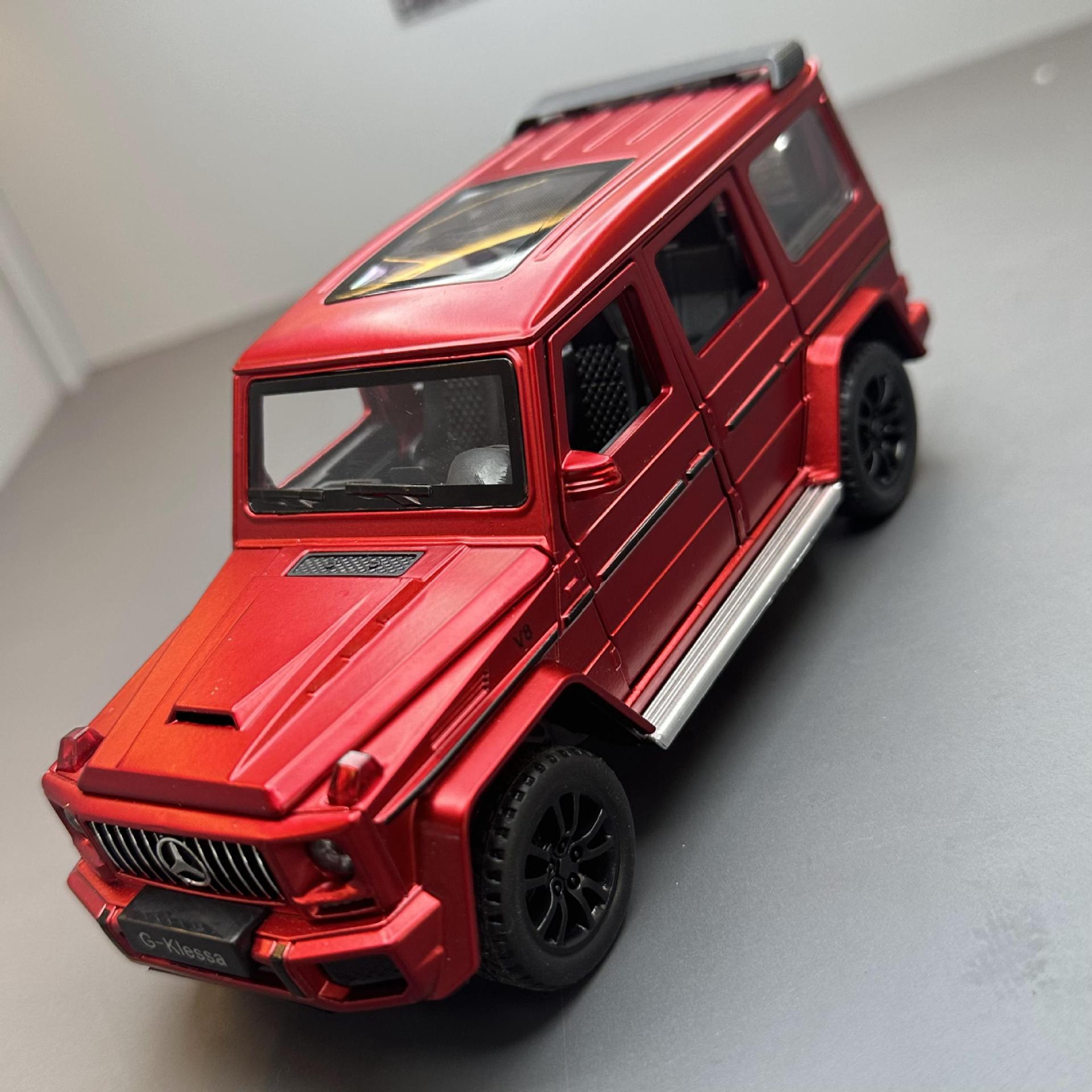 Aleación de coche 1:32AMG Big Ben G63 modelo de vehículo todoterreno Tire hacia atrás sonido y luz niño modelo de coche de juguete adornos