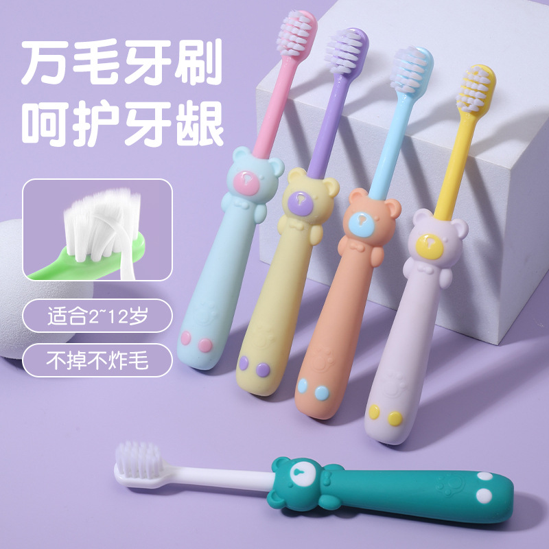 Inglés tarjeta de dibujos animados para bebés mango de injerto de cabello cepillo de dientes de cabello suave para niños cepillo de dientes de cabello suave para bebés de 1 - 6 años de edad oral