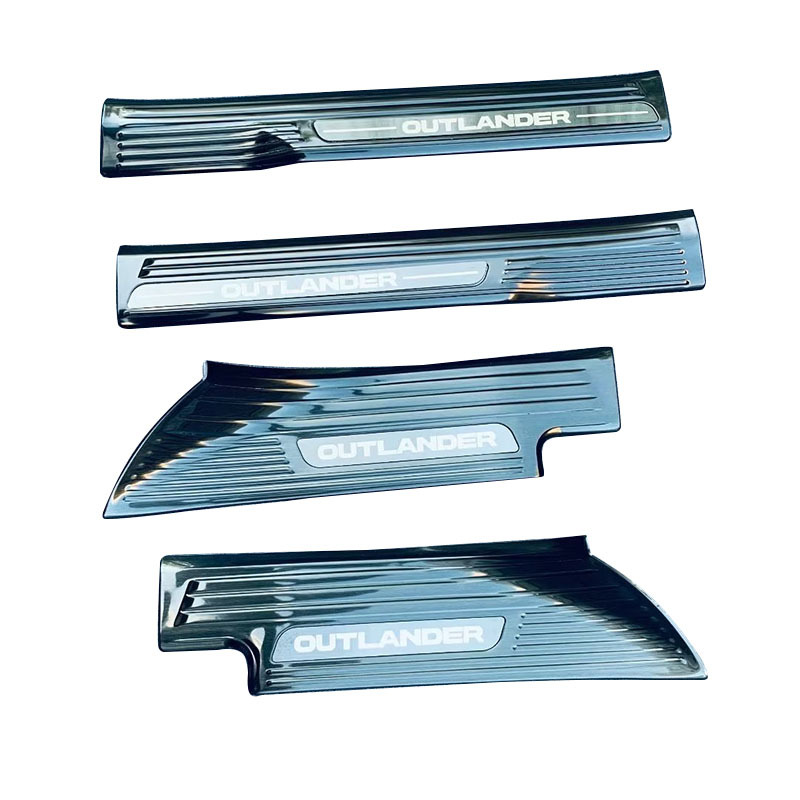 Adecuado para Mitsubishi 22 outlander puerta tira bienvenida pedal de acero inoxidable dentro y fuera de la puerta tira decorativa tira brillante