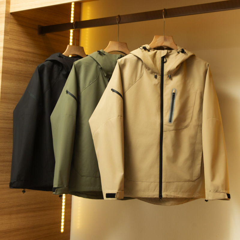 Mountain Outdoor Waterproof Hiking and Mountaineering Clothing 2025 Spring & Fall New Sports Windproof Hooded Assault Jacket Jacket for Men