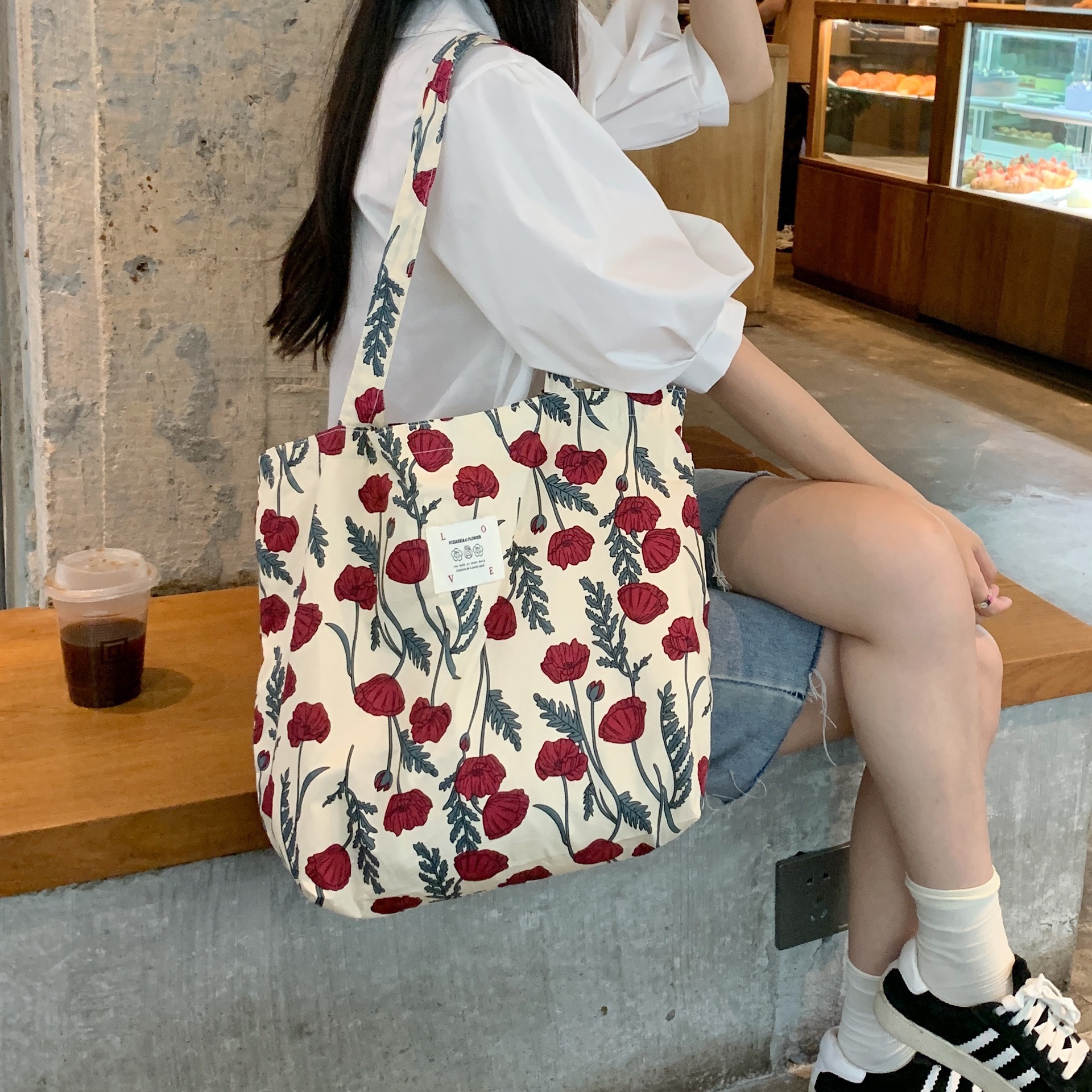 26101 새로운 토트백 대용량 세련된 꽃 캔버스 숄더백 휴대용 여성 학생 쇼핑백 도매