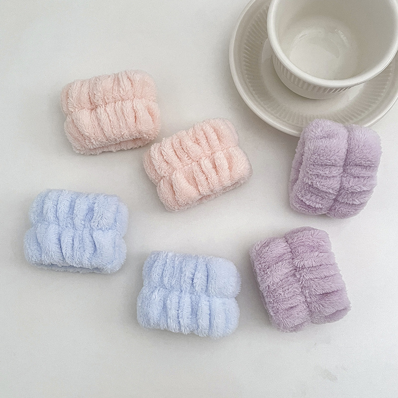 Mangas Arteque absorbente de agua a prueba de humedad Lavado facial femenino Pulsera Lavado Manga a prueba de salpicaduras Ejercicio Pulsera de limpieza de sudor Lazo para el cabello de felpa