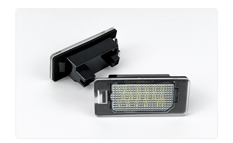 Applicable to Volkswagen Audi license plate light Golf Estate Polo Skoda Seat SeatLED license plate light
