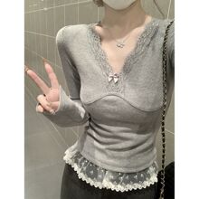 韩系纯欲风蕾花丝边V领长袖T恤春季新款修身收腰百搭上衣女ins