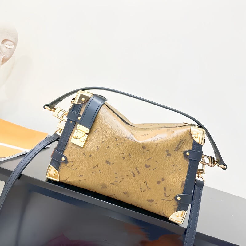 Soft Leather Women's Bag 2026 Early Spring Large Capacity Handbag Shoulder Box Bag Crossbody Bag Lv Soft Box Bag